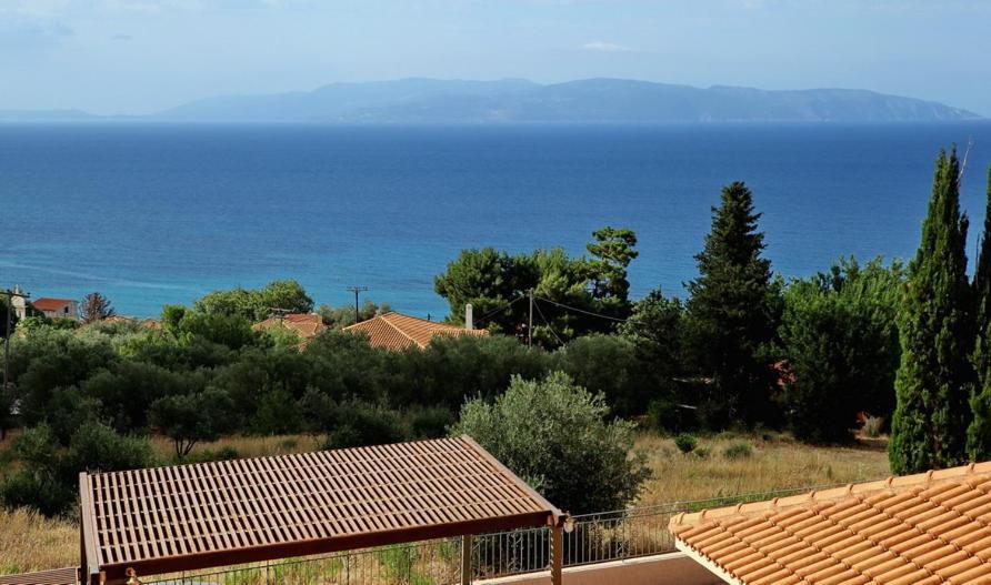 Provenzo And Meliti Villas Лурдата Экстерьер фото